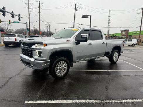 Used 2022 Chevrolet Silverado 2500 LTZ w/ LTZ Convenience Package AWD/4WD image 7