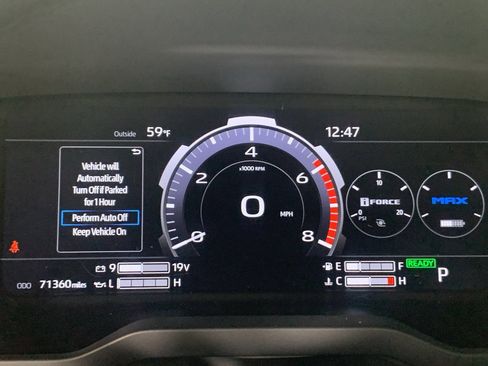 Used 2023 Toyota Tundra Limited image 24