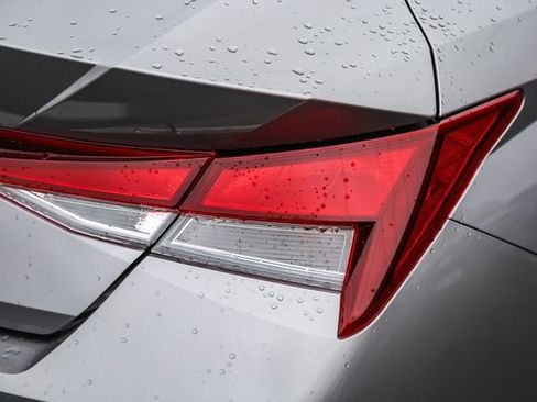 Certified 2023 Hyundai Elantra SEL image 10