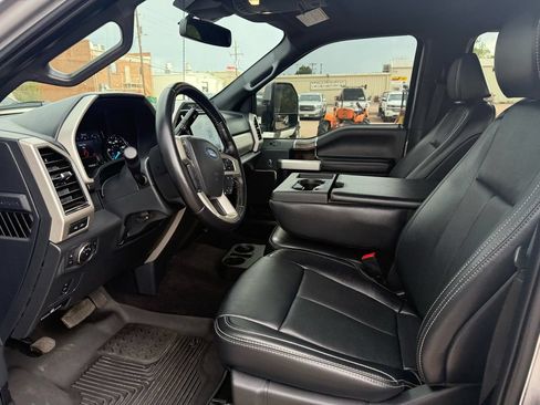Used 2022 Ford F250 Lariat AWD/4WD image 14
