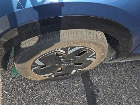 Used 2024 Kia Niro Wind FWD image 3