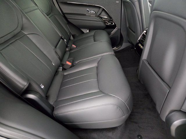 New 2026 Land Rover Range Rover Sport SE AWD/4WD image 17