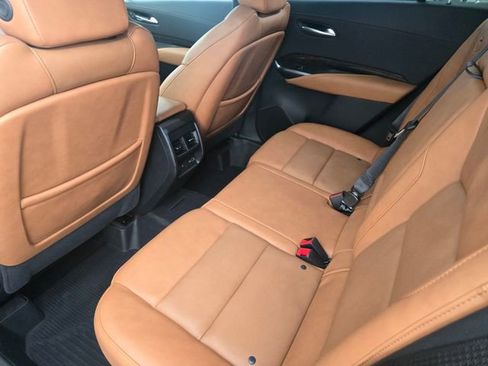 Used 2023 Cadillac XT4 Sport FWD image 14