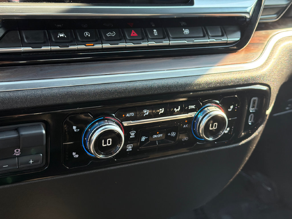 Used 2025 GMC Sierra 1500 SLT AWD/4WD image 27