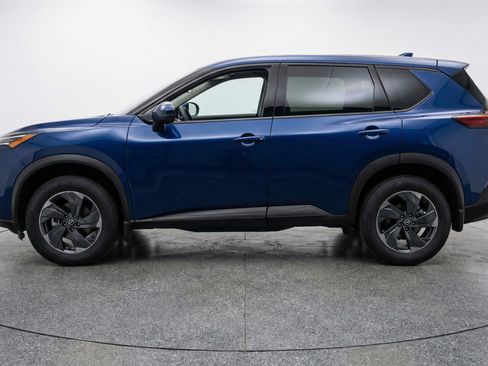 Used 2025 Nissan Rogue SV image 5