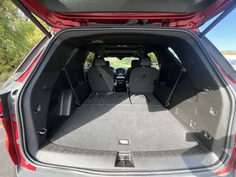 Certified 2023 Chevrolet Traverse RS image 27