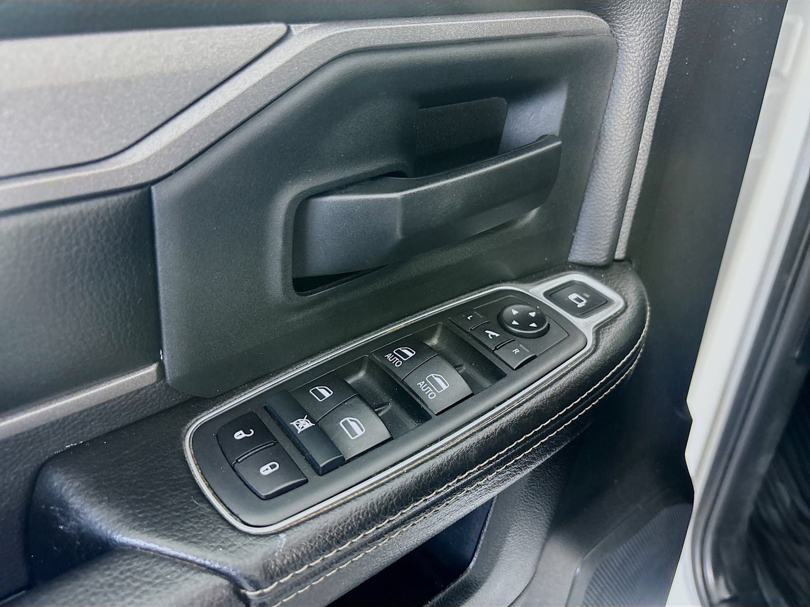Used 2020 RAM 2500 Tradesman w/ Towing Technology Group AWD/4WD image 17