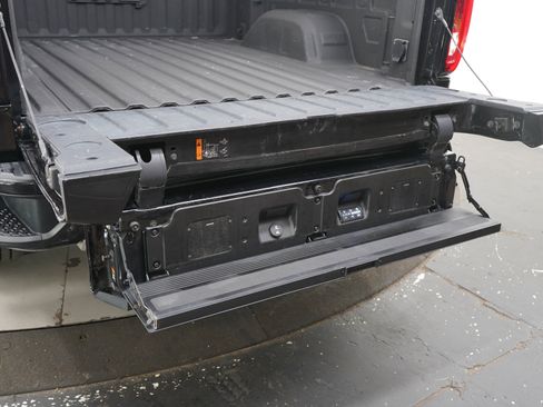 Used 2020 GMC Sierra 1500 AT4 w/ AT4 Premium Package AWD/4WD image 17