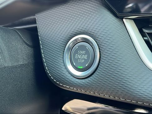 New 2026 Chevrolet Equinox LT w/ Convenience Package II image 27