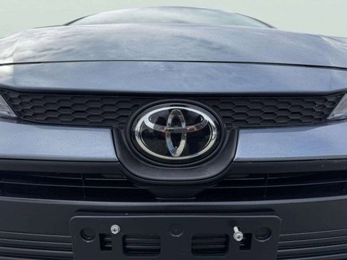 Used 2023 Toyota Corolla LE image 12