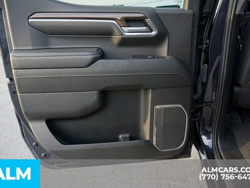 Used 2023 Chevrolet Silverado 1500 RST image 34