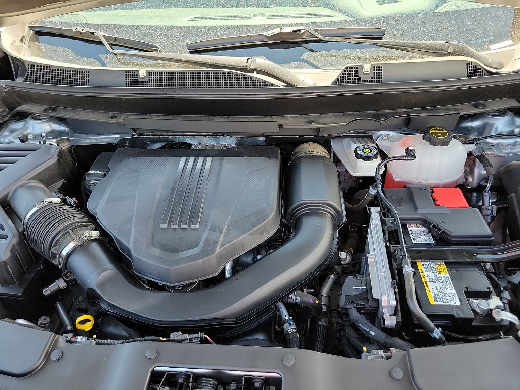 Used 2025 GMC Acadia Elevation FWD image 16