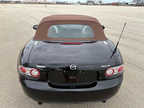 Used 2006 MAZDA MX-5 Miata Grand Touring w/ Premium Pkg image 51