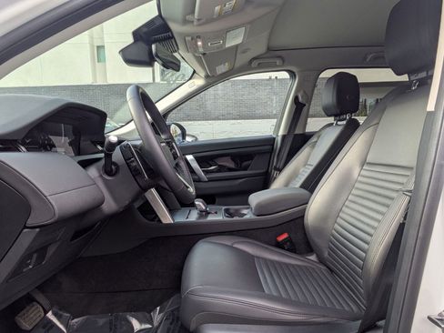 Used 2025 Land Rover Discovery Sport S image 16