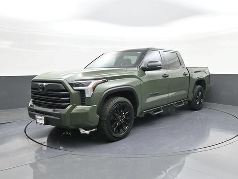 Used 2022 Toyota Tundra SR5 RWD image 5