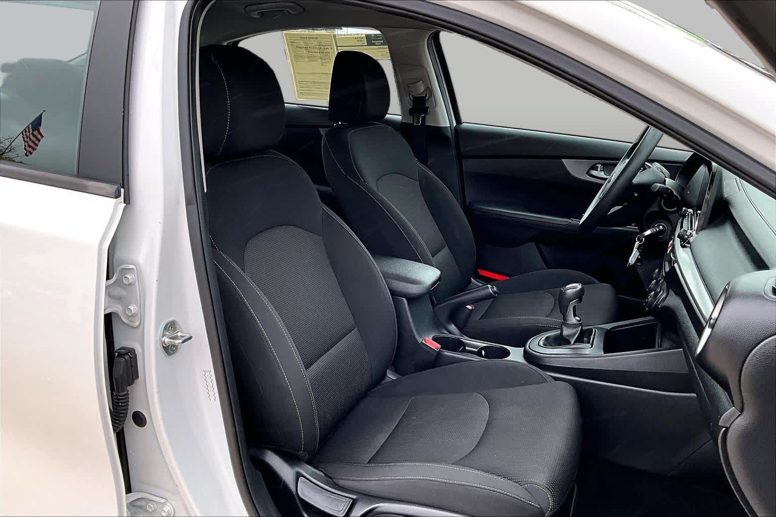 Used 2021 Kia Forte Sedan FWD image 6