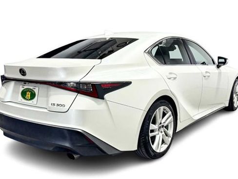 Used 2022 Lexus IS 300 300 image 2