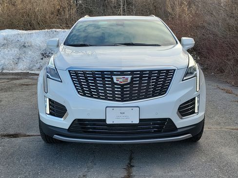 Certified 2025 Cadillac XT5 Premium Luxury image 2