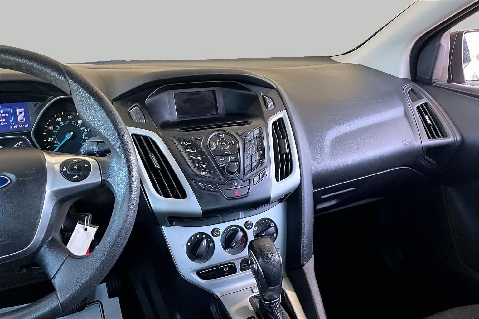Used 2014 Ford Focus SE FWD image 6