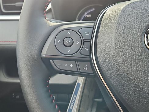New 2025 Toyota RAV4 SE image 17