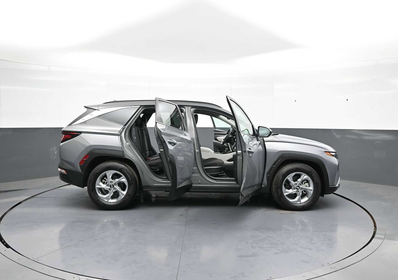 Used 2024 Hyundai Tucson SEL FWD image 42
