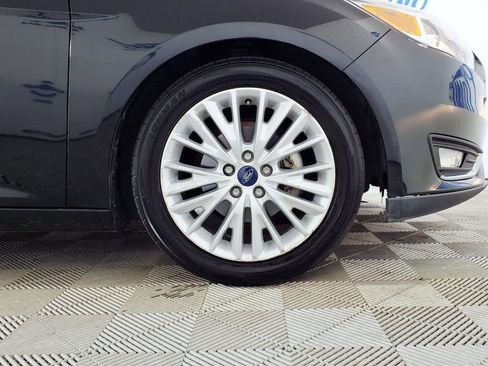 Used 2018 Ford Focus Titanium image 7