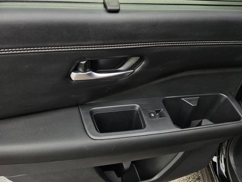 Certified 2024 Nissan Pathfinder Platinum image 11