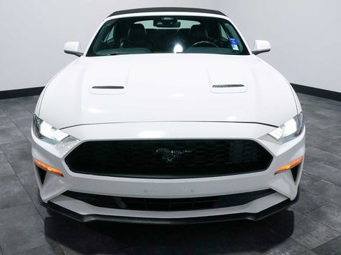 Used 2022 Ford Mustang Premium RWD image 6