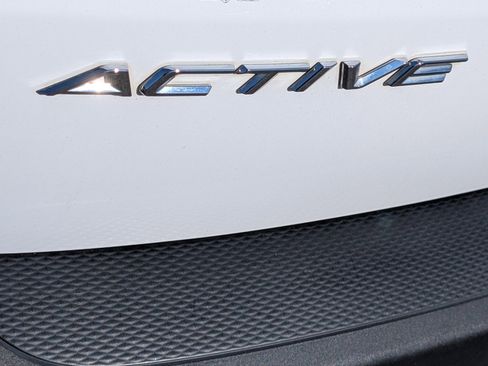 Used 2023 Ford Escape Active image 6