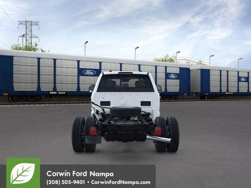 New 2026 Ford F450 Lariat image 6