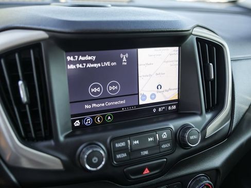 Used 2018 GMC Terrain Denali w/ Advanced Safety Package AWD/4WD image 19
