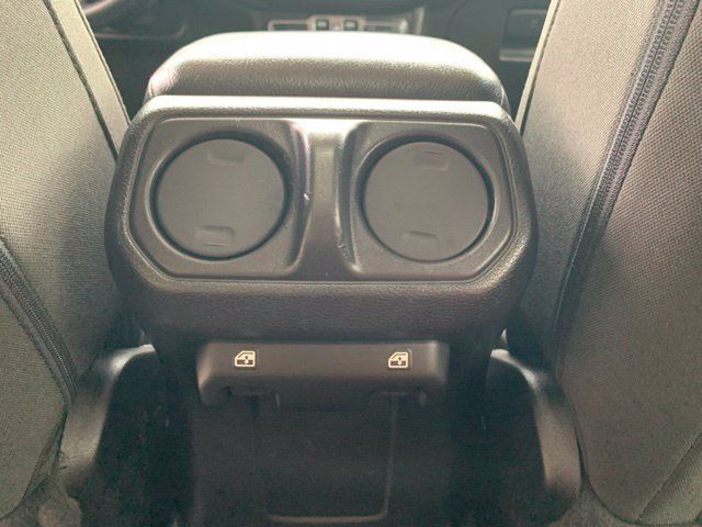 Used 2019 Jeep Wrangler Unlimited Sport S AWD/4WD image 18