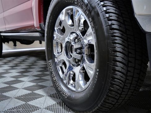 Used 2022 Ford F250 King Ranch w/ Chrome Package image 2