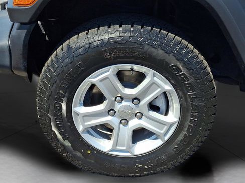 Used 2021 Jeep Wrangler Unlimited Sport AWD/4WD image 43