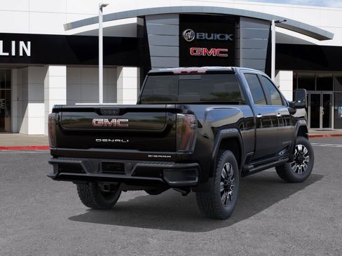 New 2026 GMC Sierra 2500 Denali w/ Denali Reserve Package image 4