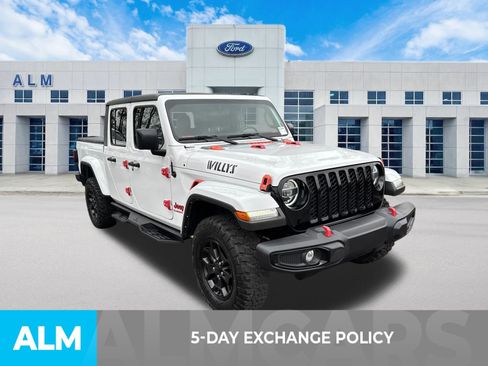 Used 2022 Jeep Gladiator Willys image 3