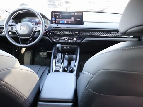 Certified 2025 Honda Accord EX-L image 13