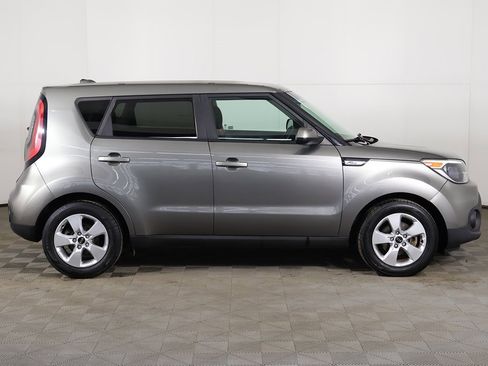 Used 2018 Kia Soul image 13