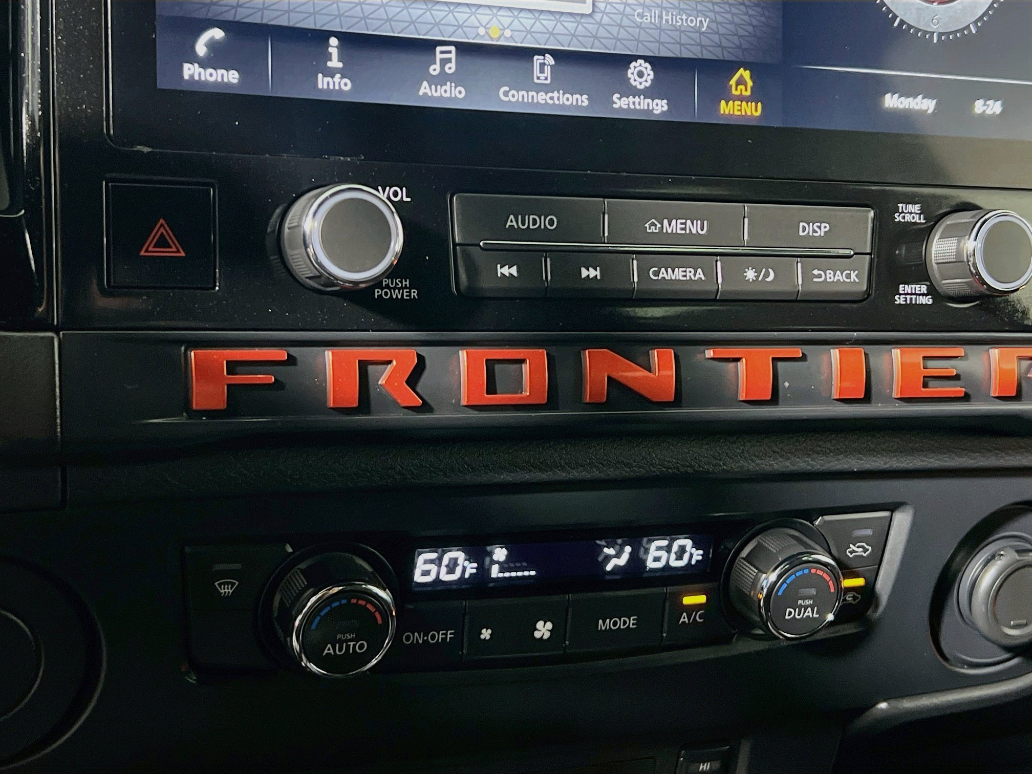Used 2026 Nissan Frontier Pro-X w/ Tow Package RWD image 26
