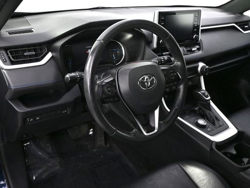 Used 2019 Toyota RAV4 XSE image 12
