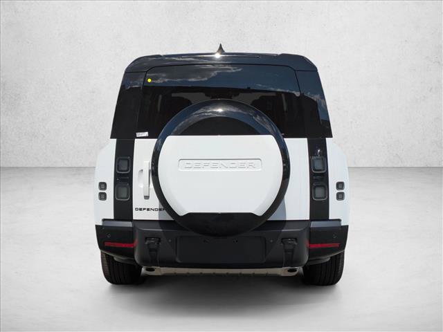 Used 2026 Land Rover Defender 130 X-Dynamic SE AWD/4WD image 8