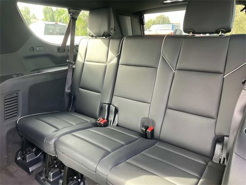 Used 2025 Cadillac Escalade ESV Premium Luxury image 24