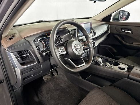 Certified 2023 Nissan Rogue SV AWD/4WD image 9