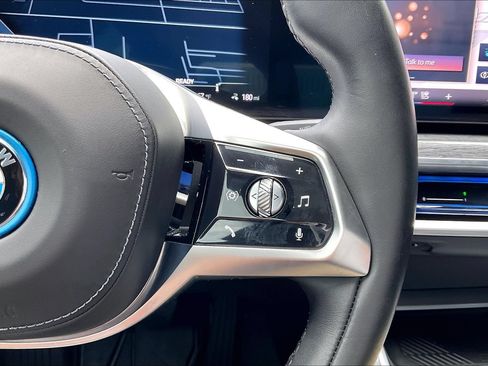 Used 2024 BMW i7 eDrive50 RWD image 12