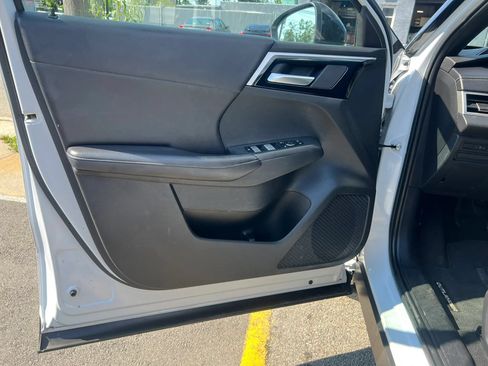 Used 2022 Mitsubishi Outlander SE FWD image 10