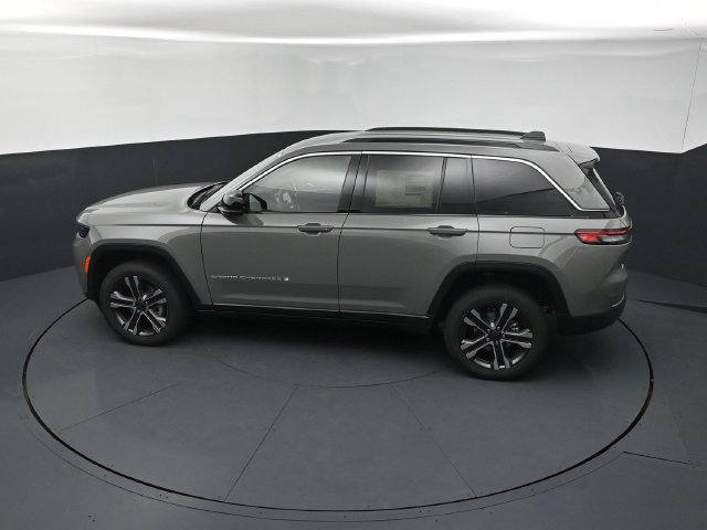 New 2027 Jeep Grand Cherokee Limited AWD/4WD image 15