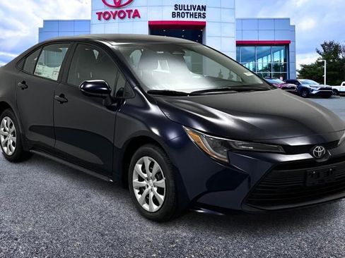 Certified 2024 Toyota Corolla LE image 3