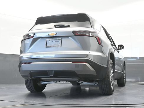Used 2026 Chevrolet Equinox LT FWD image 55