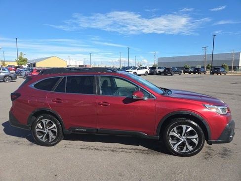 Used 2022 Subaru Outback Limited XT AWD/4WD image 2