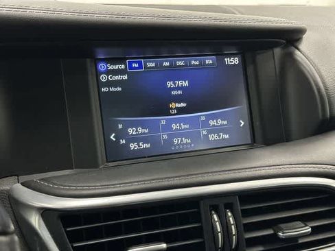 Used 2018 INFINITI QX30 Premium w/ Technology Package FWD image 22